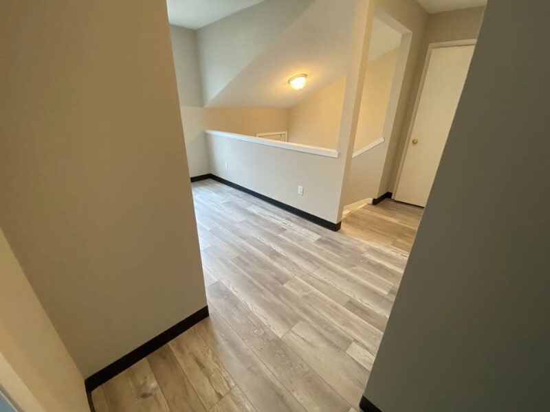 Building Photo - 924 23rd Ave