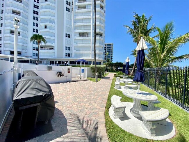 Building Photo - 1340 S Ocean Blvd