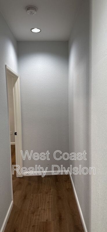 Building Photo - 8690 New Salem St