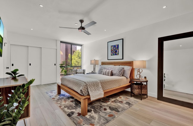 Building Photo - 750 State St