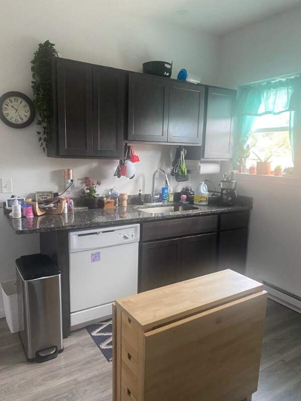 Building Photo - 155 Ann St