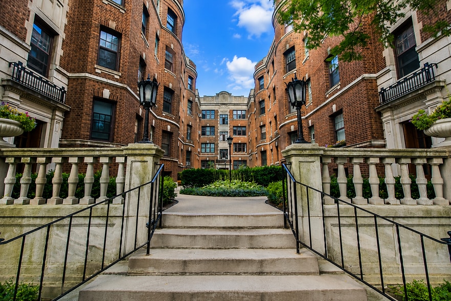 Building Photo - 2328 N Lincoln Park W