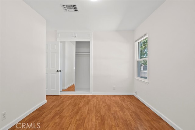 Building Photo - 6230 Zelzah Ave