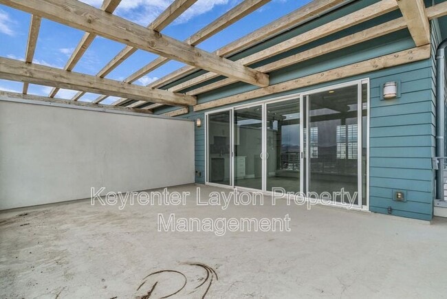 Building Photo - 5141 Rambutan Wy