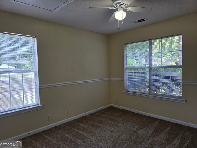 Building Photo - 1213 Exley Dr