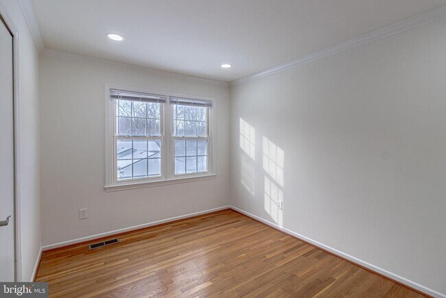 Building Photo - 7885 Godolphin Dr