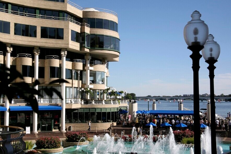 Building Photo - 955 25th St NW