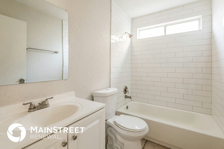 Building Photo - 3069 W Camino Fresco