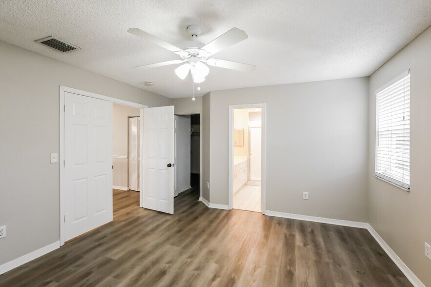 Building Photo - 9079 SW 157th Ct