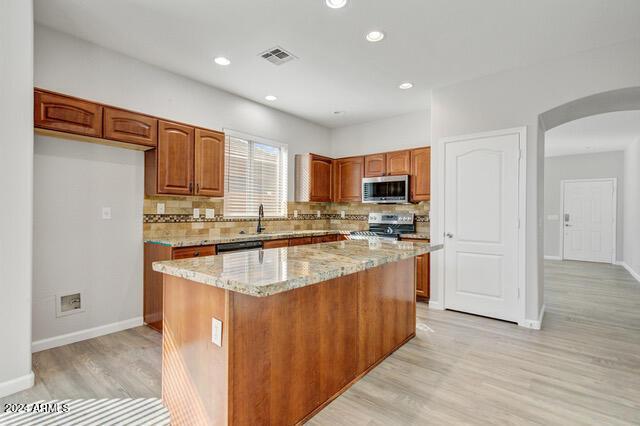 Building Photo - 15441 W Shangri La Rd