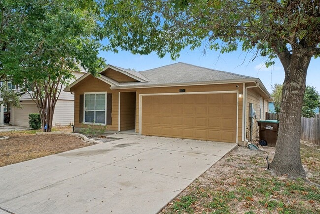 Building Photo - Move-in Ready 3-Bedroom Home Near Lackland...