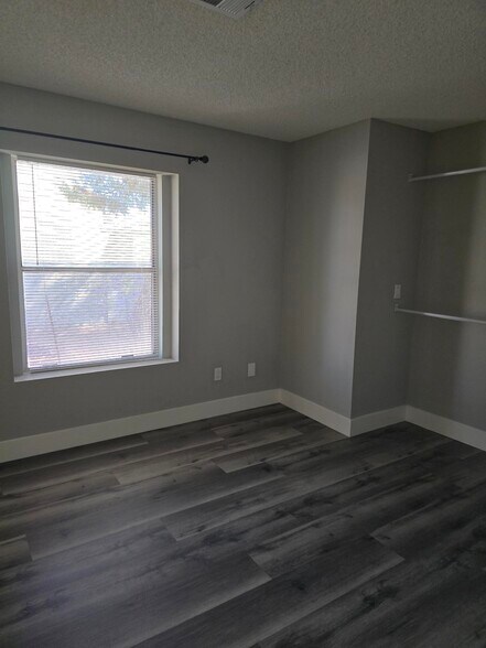 Building Photo - 5433 Michelleanne Rd
