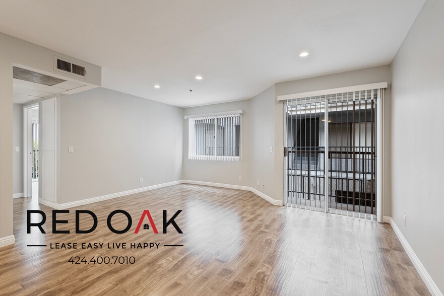 Building Photo - 5224 Cartwright Ave