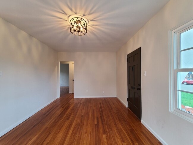 Building Photo - 4033 Violet St