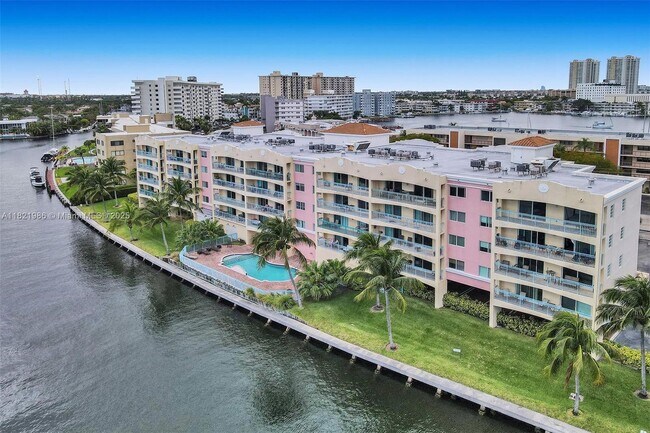 Building Photo - 201 Golden Isles Dr