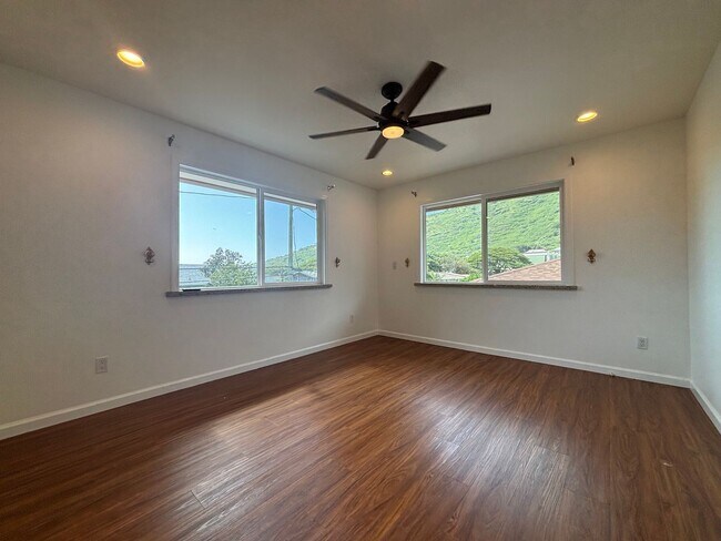 Building Photo - 2036 9th Ave