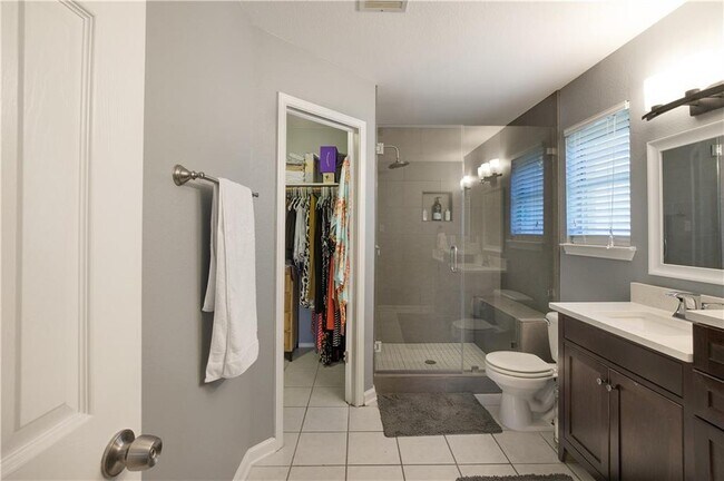 Building Photo - 4800 Rutherglen Dr