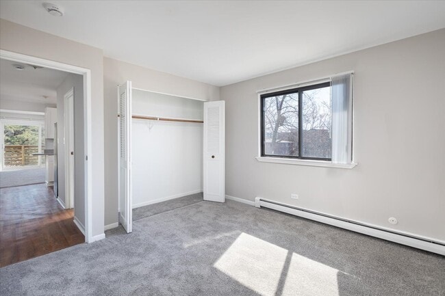 Building Photo - 708 W 65th St