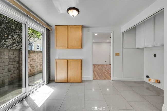 Building Photo - 12160 Crystal Ridge Way