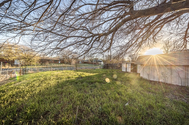 Building Photo - 5860 NW Dearborn Ave