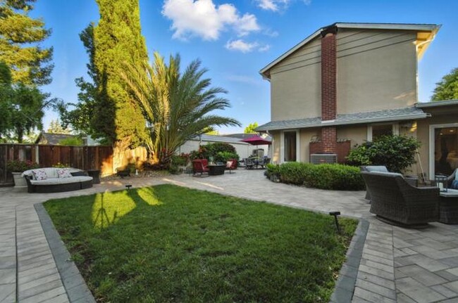 Building Photo - 3821 Abbey Ct