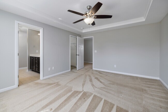 Building Photo - 26 Stonemoor Cir