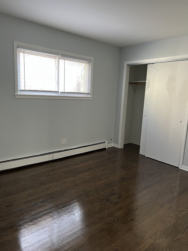 Building Photo - 1020 S 13th Ave