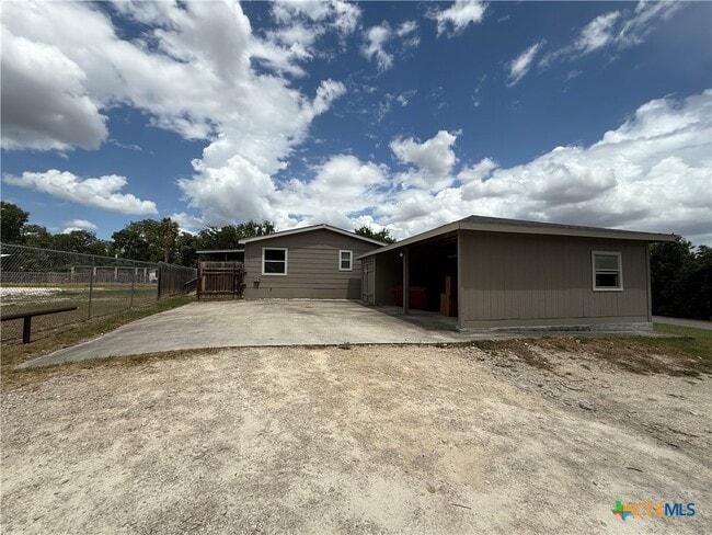 Building Photo - 1045 Ferryboat Ln