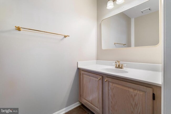 Building Photo - 1205 Farley Ct