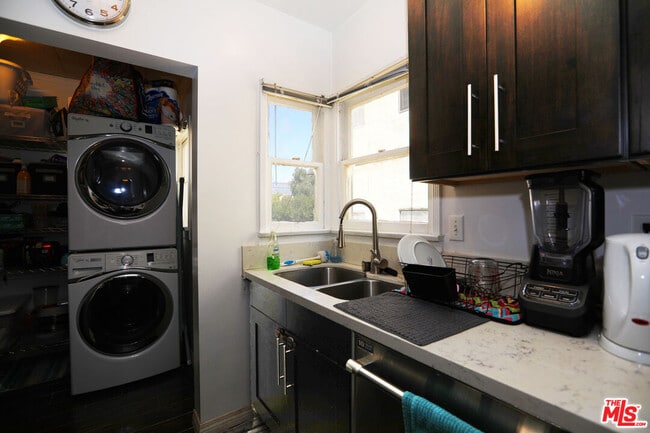 Building Photo - 87 W Glenarm St