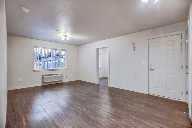 Building Photo - 245 SE 146th Ave