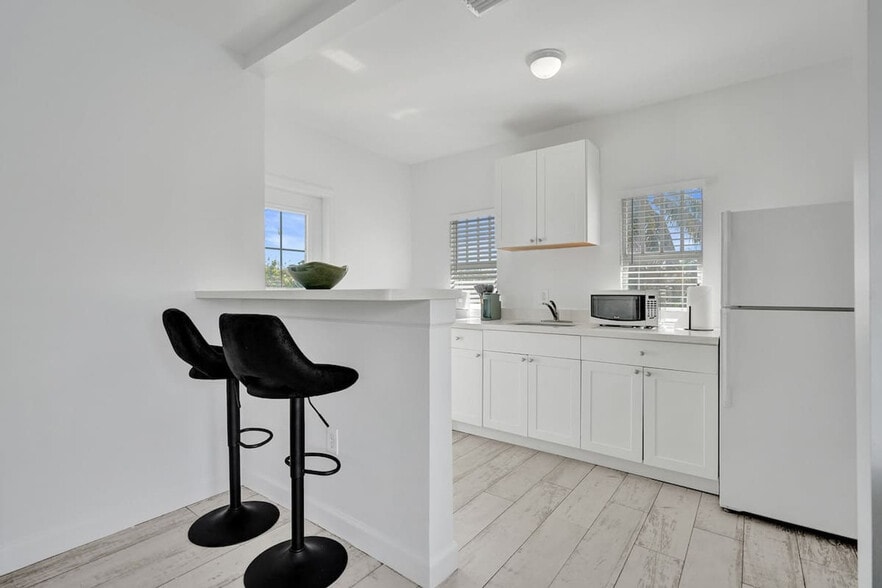 Building Photo - 901 N Federal Hwy