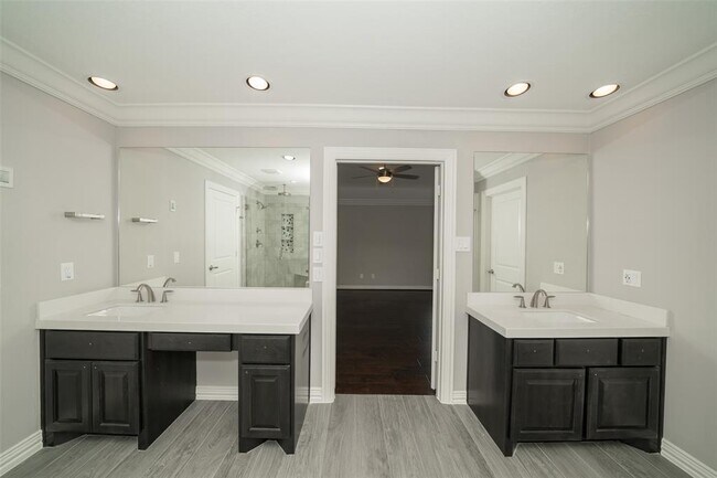 Building Photo - 13415 Preston Cliff Ct