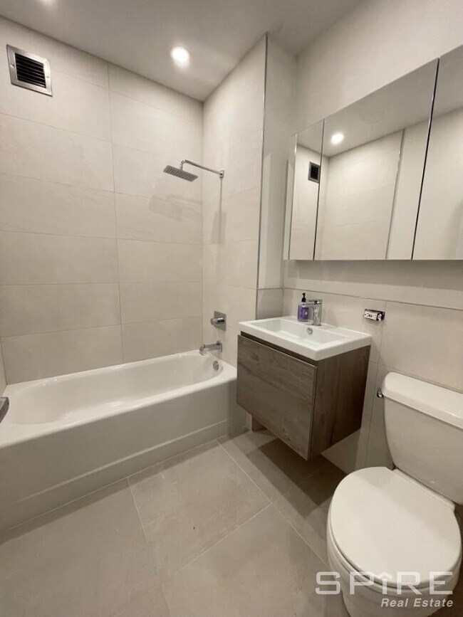 Building Photo - 1 bedroom in New York NY 10038
