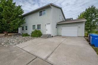 Building Photo - 1445 NW Elwha St