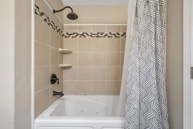 Building Photo - 1700 Cedar Springs Cir
