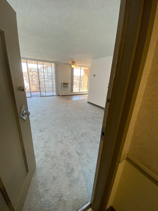 Building Photo - 4800 Hale Parkway, Unit 610 N