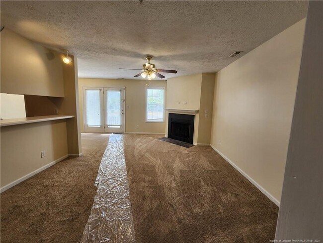 Building Photo - 264 Waterdown Dr