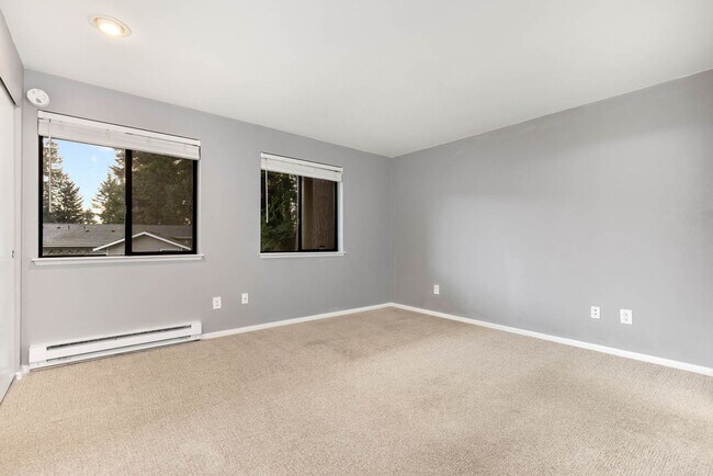 Building Photo - 9009 Avondale Rd NE