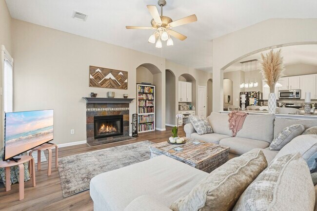 Building Photo - 9706 Gold Rush Springs Dr