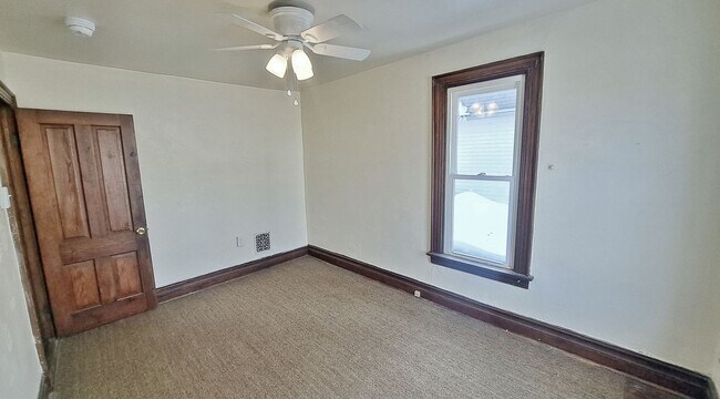 Building Photo - 233-235 Centennial Avenue