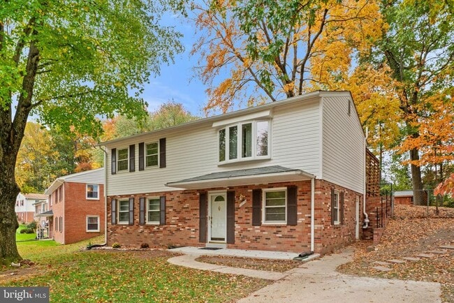 Building Photo - 13719 McGill Dr