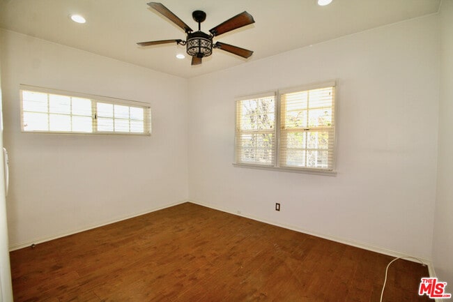 Building Photo - 3141 Fairmount Ave