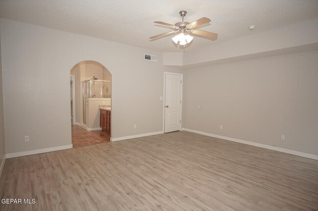 Building Photo - 1532 Century Plant Dr