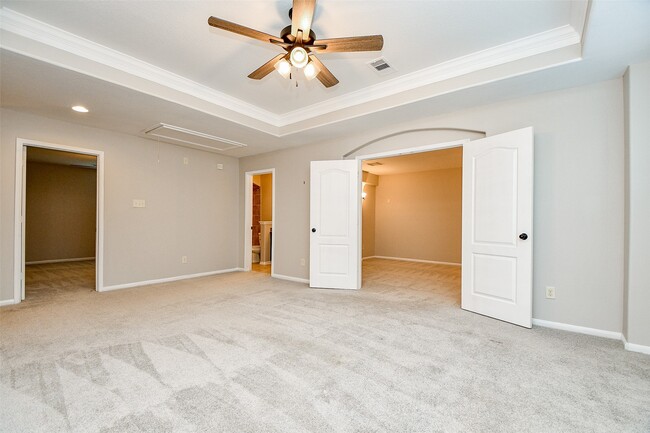 Building Photo - 26514 Forest Pine Ln