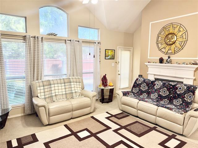 Building Photo - 652 Forest Hill Dr