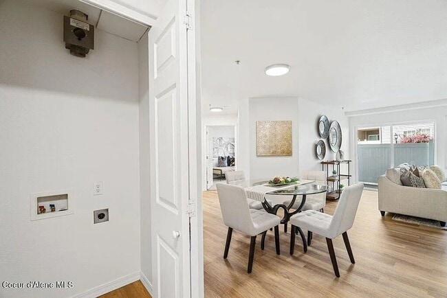 Building Photo - Beautiful 3 Bed / 2 Bath Lower-Level Condo – Promenade Condos, Post Falls