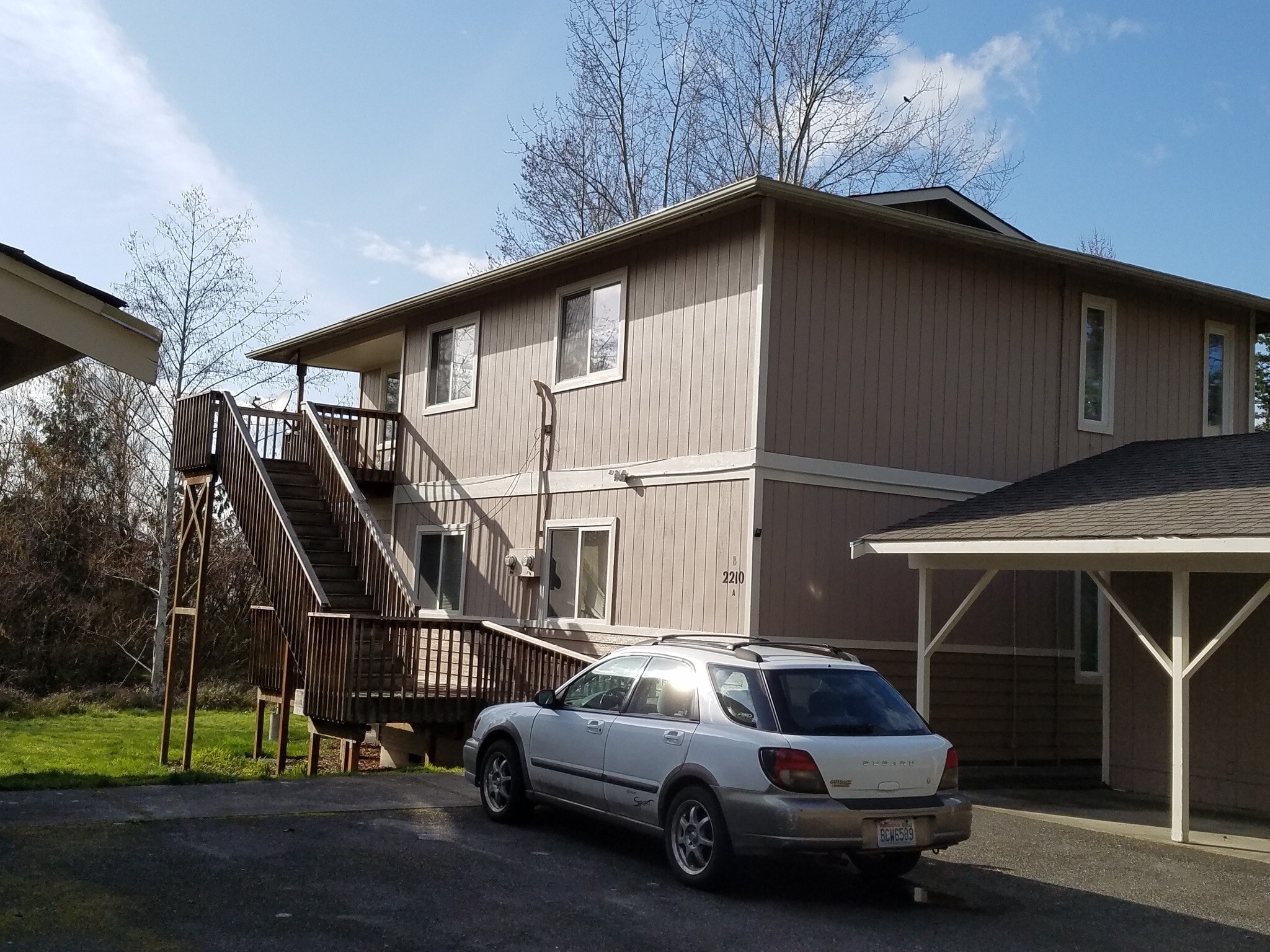 Top Floor - 2210 Xenia St