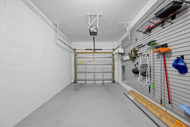 Building Photo - 11771 St Andrews Place