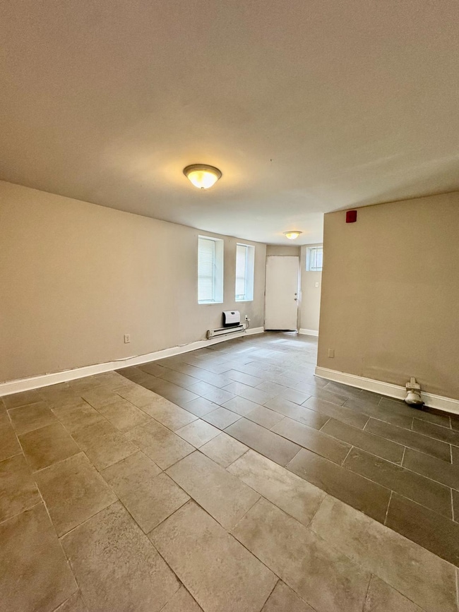 Building Photo - 1901 N 52nd St